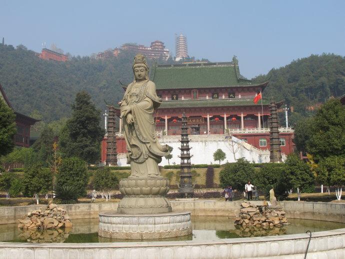 金山寺(jinshan temple),坐落于江西省抚州市北段的一座佛教寺庙