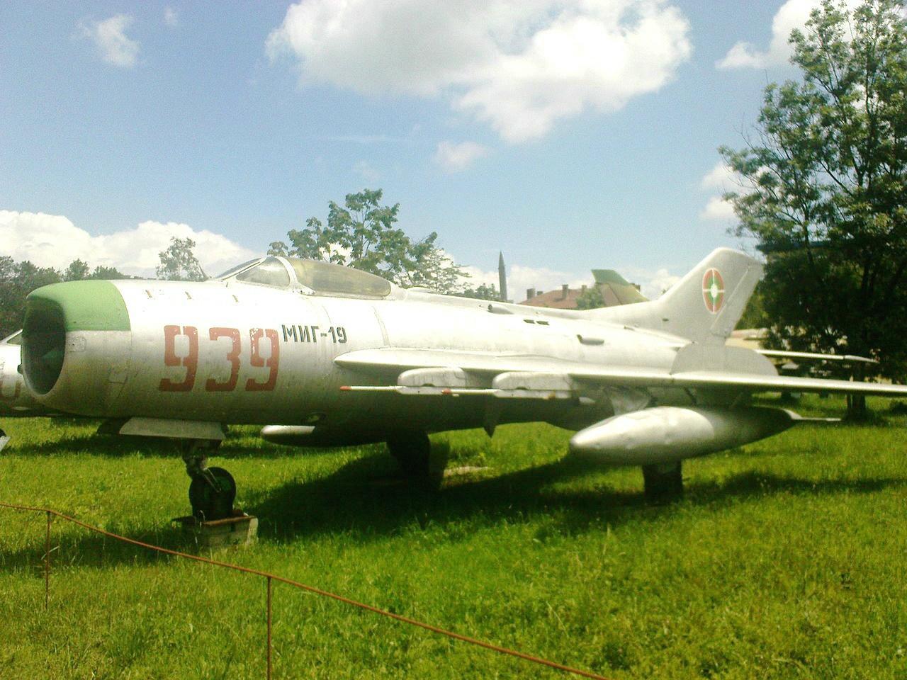 米格-19战斗机