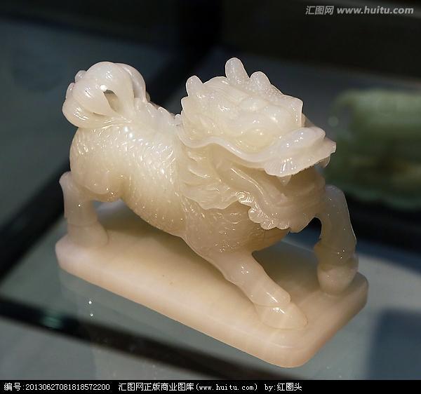 玉雕麒麟