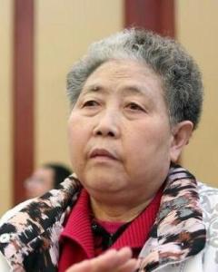陶华碧