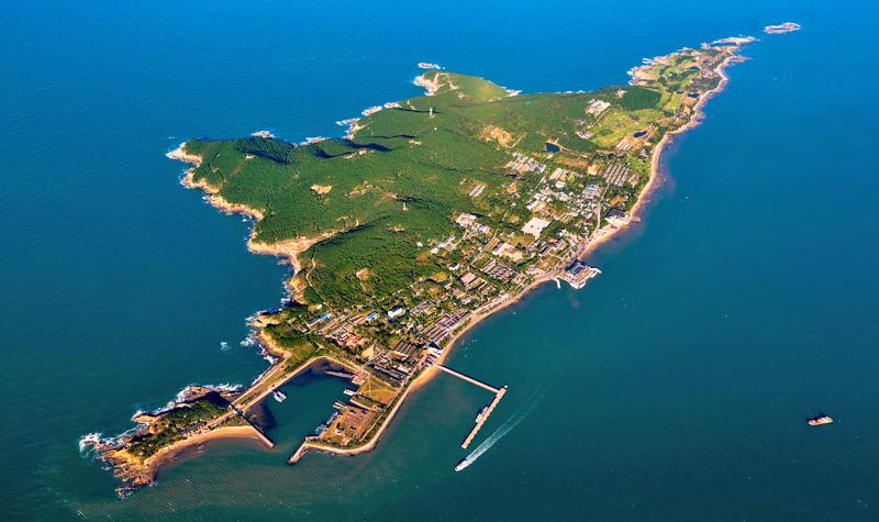 1999年刘公岛被建设部命名为"国家文明风景区".