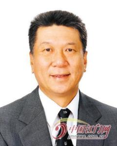 何厚铧