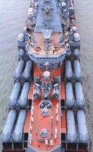 光荣级”巡洋舰上的SS-N-12导弹发射