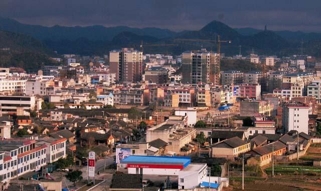 永明县即江永县,是湖南省永州市所辖的少数民族县.