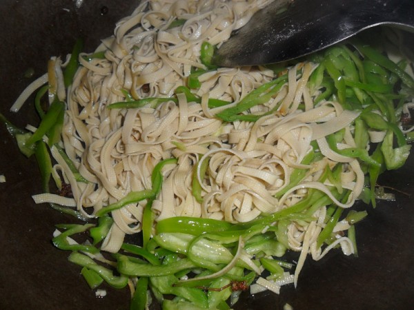 如何炒豆腐皮 0
