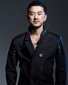 张帆(7月25日,出生于北京,毕业于中央戏剧学院,中国内地男演员.