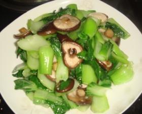 怎样做香菇炒上海青 0