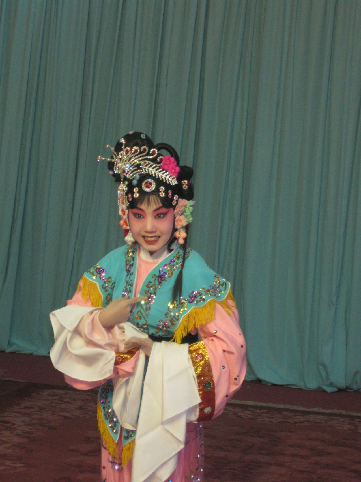 全部版本 最新版本  刘烁宇从小喜欢京剧,7岁跟随老师常秋月参加
