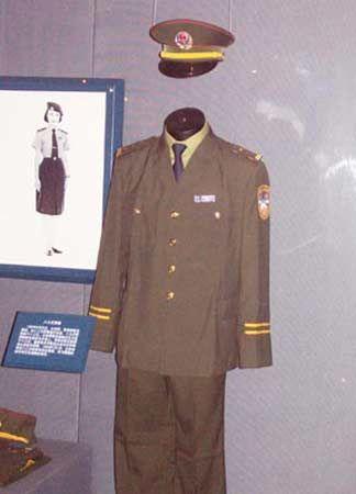 警服