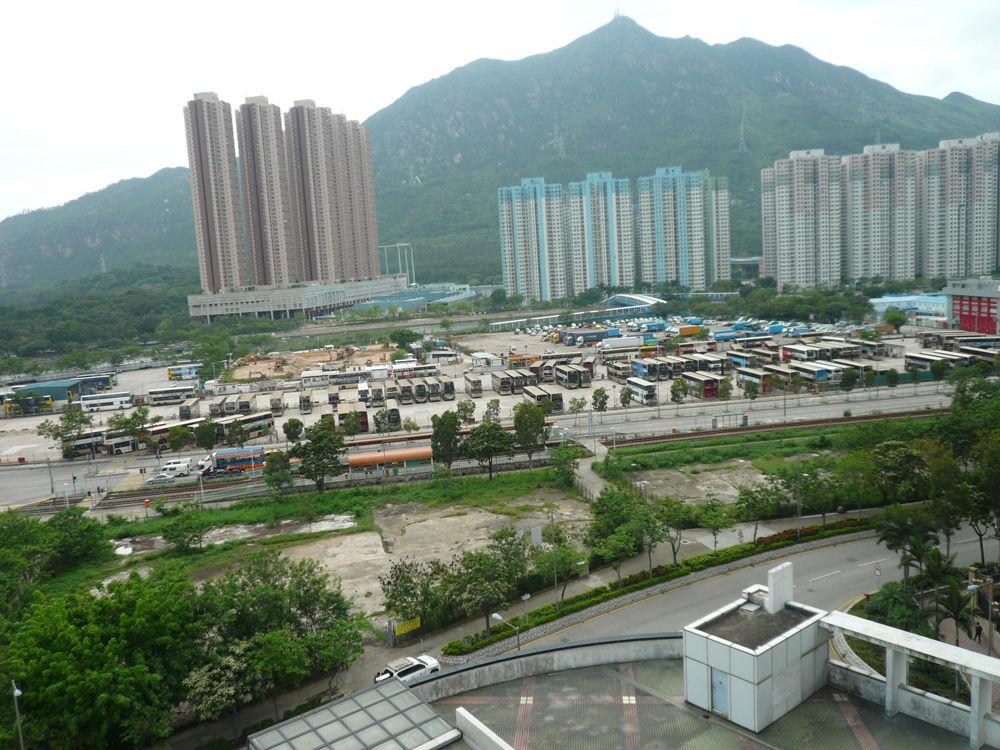 屯门(tuen mun),古时又称团门,段门,位于香港新界西北部,是香港的