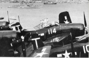 1948~49 年 塔拉瓦”号航母上搭载的 F8F-1