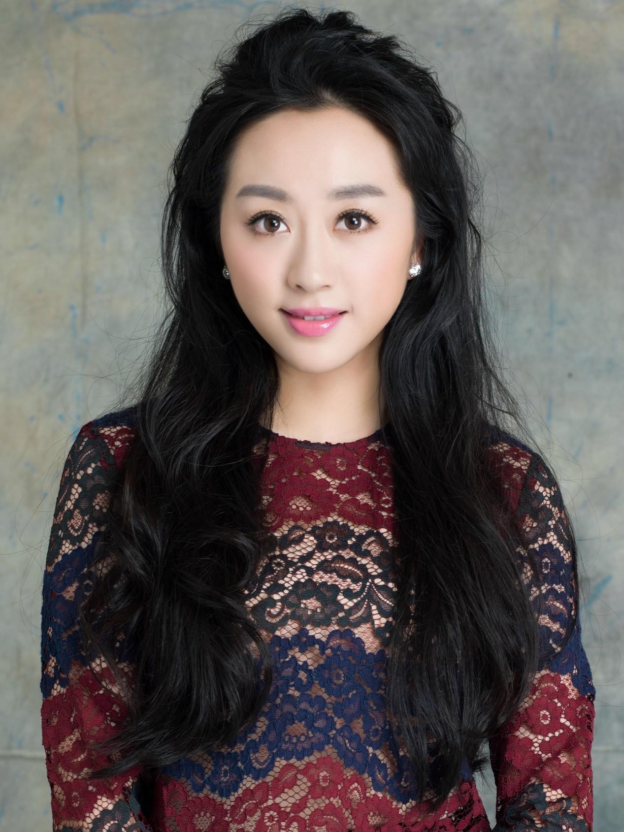 金婷婷(女高音歌唱家,cctv新十大女高音)