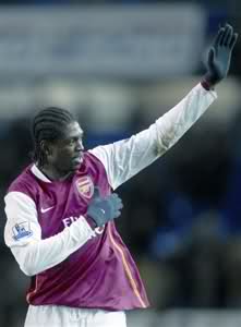 足球运动员王俊凯_迪拜足球运动员收入