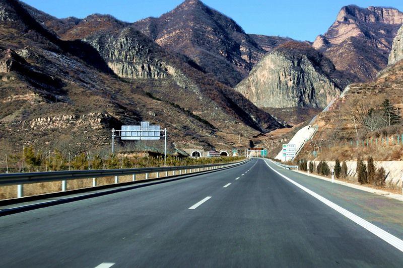 东吕高速公路