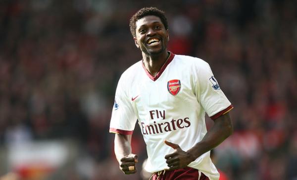 足球运动员王俊凯_迪拜足球运动员收入