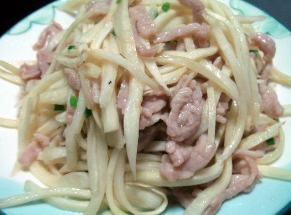 怎样做肉丝炒茭白 0