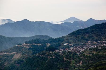 余姚四明山镇