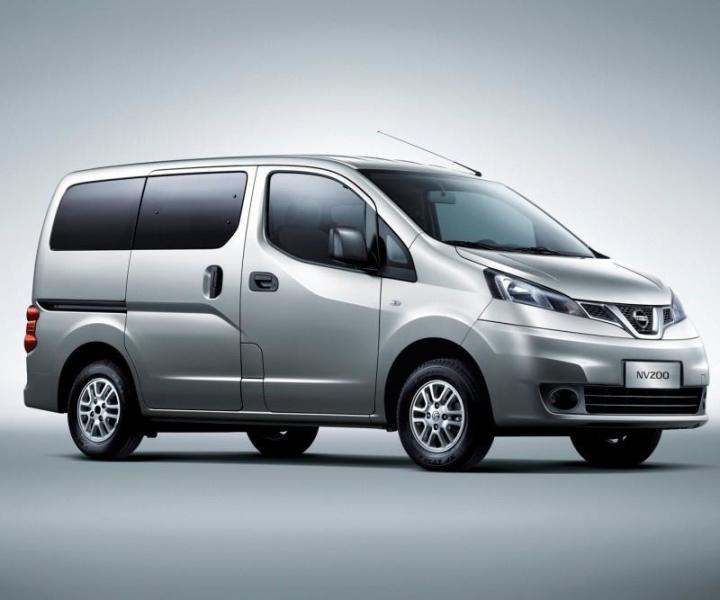 郑州日产全新nv200cvt