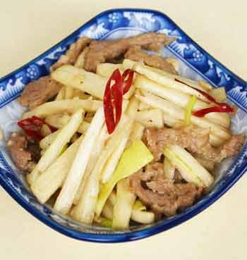 怎样做肉丝炒茭白 0
