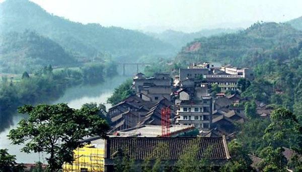 雨城区人口面积_雅安雨城区洪水图片(2)