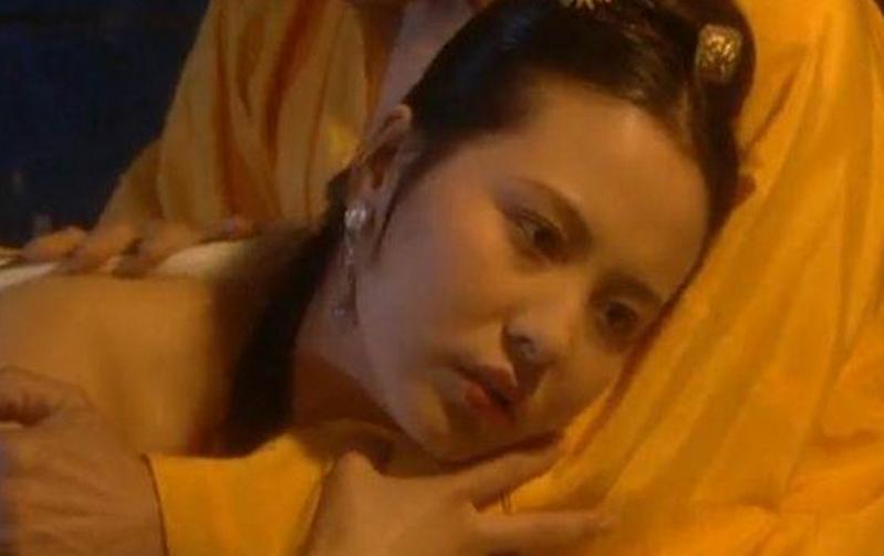 郑春华,虚拟人物,出自小说《雍正王朝》,是康熙的一个妃子(贵人),武晔