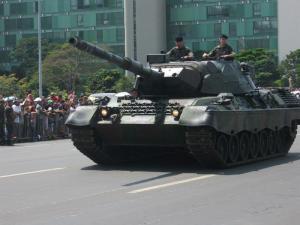 豹1A5主战坦克