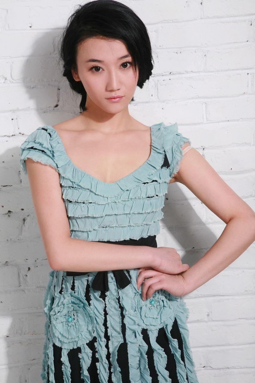 段静,毕业于上海戏剧学院,中国内地女演员.