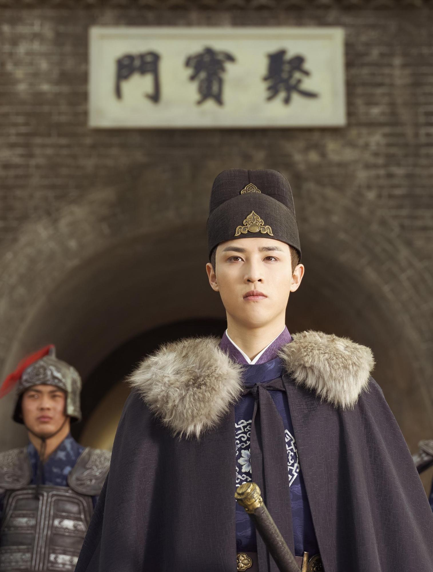 李翰阳(吕晋源 饰 配音 工部左侍郎李翰阳,奉命修建城墙.