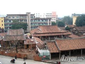 榜头镇地处福建省仙游县东北部,气候温和,年平均气温20.