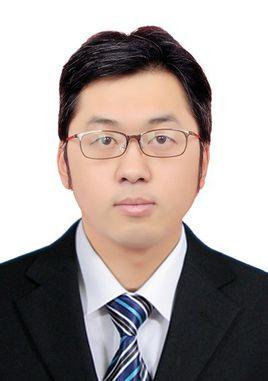 李政颖