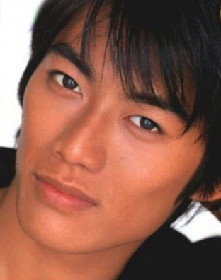 反町隆史演员_反町隆史 收入