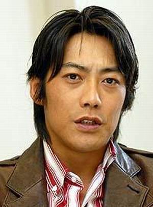 反町隆史演员_反町隆史 收入(2)