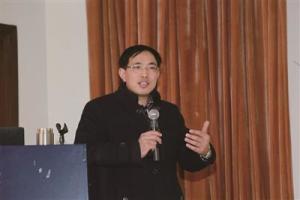 曾智(南京中医药大学经贸管理学院教授)