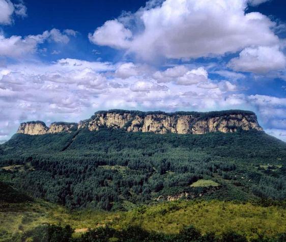 1996年,五女山山城被评为国家级重点文物保护单位;1999年被评为全国