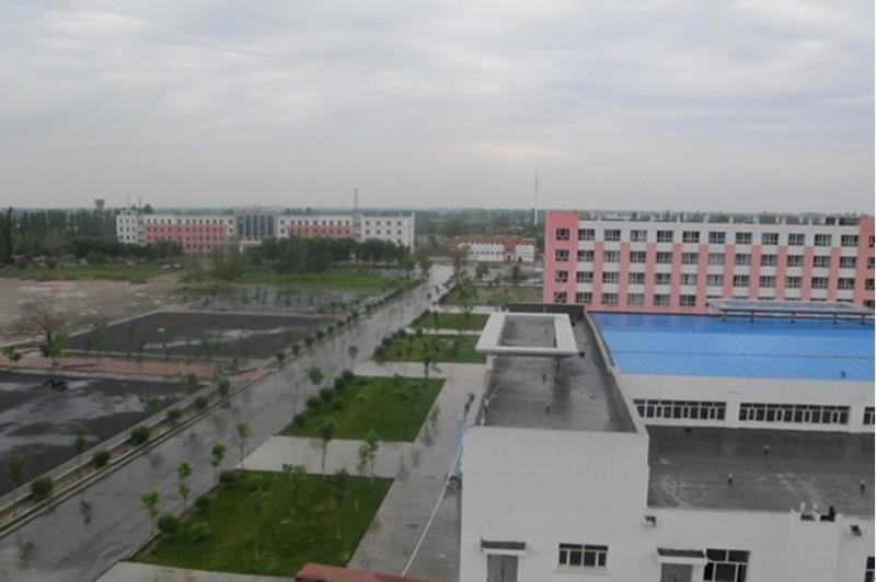 玛纳斯县第四中学