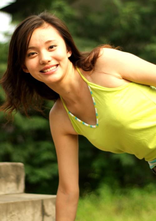 唐静,中国内地女性配音演员,毕业于北京师范大学.