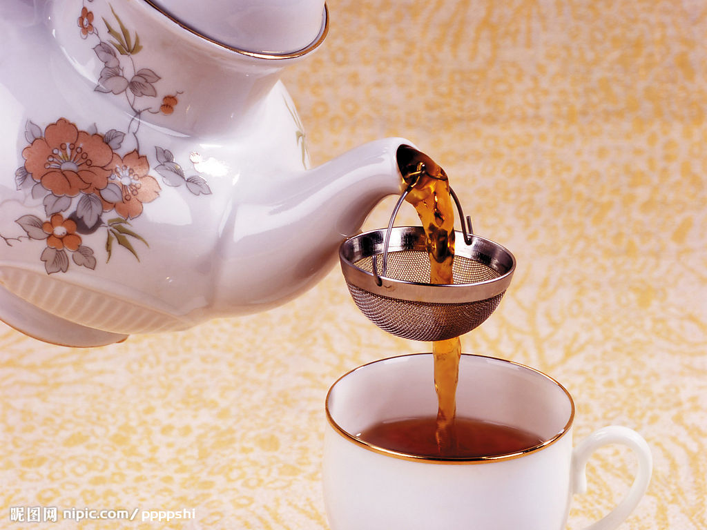 丽柜允儿用脚沏茶图片_如何沏茶