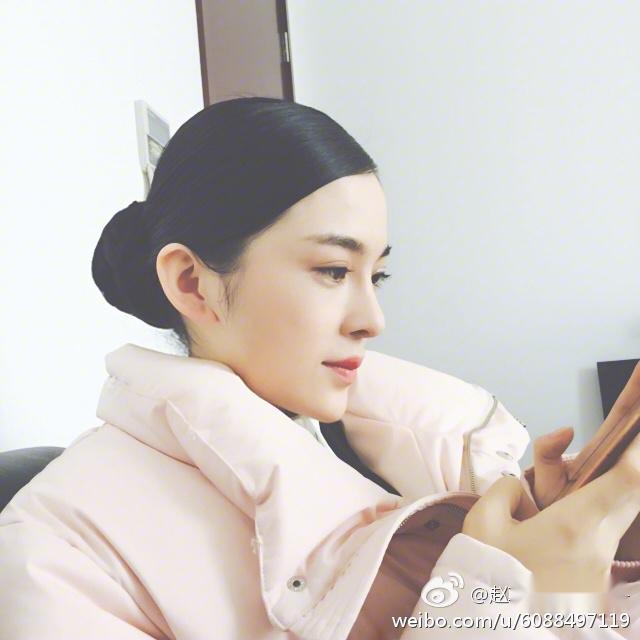 苏红,反腐剧《纪委书记》赵达声秘书,由中国内地女演员赵韩樱子饰演