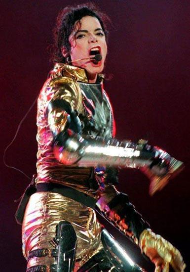 其他译名:台湾译名:麦可·杰克森;香港译名:米高积逊 ;米高积臣