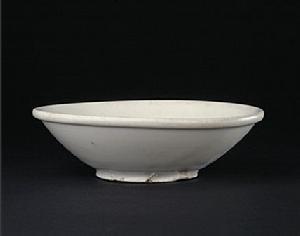出土的宋代邢窑白瓷碗图片