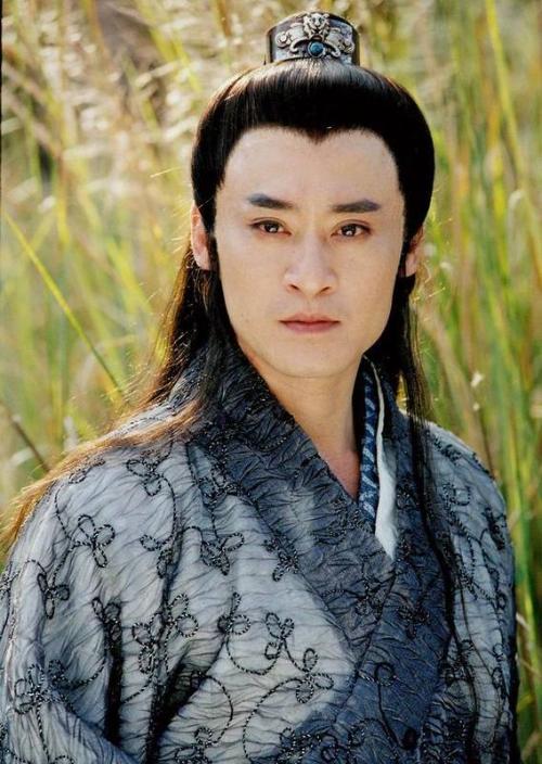 浏览词条 慕容复是金庸名著《天龙八部》中的人物,是武林世家姑苏慕容