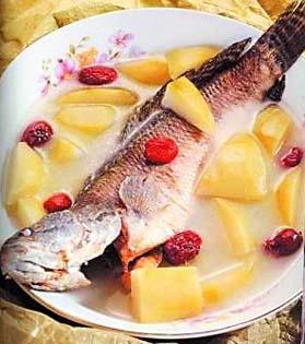 木瓜粟米花生生鱼汤