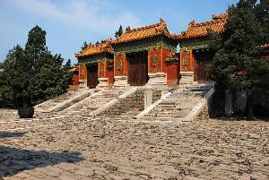 陵寝门
