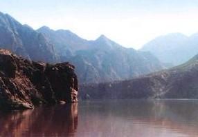 二龙山水库