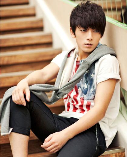 演员陈翔堕落史