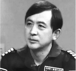 潘伟