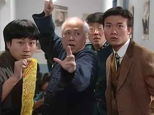 大头绿衣斗僵尸