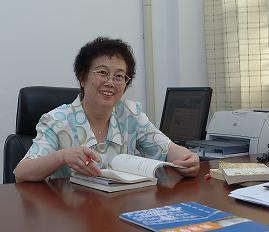 张小柔