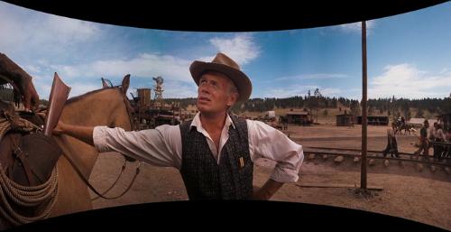 35毫米遮幅宽银幕系统