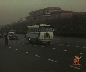 《敬爱的周恩来总理永垂不朽》剧照